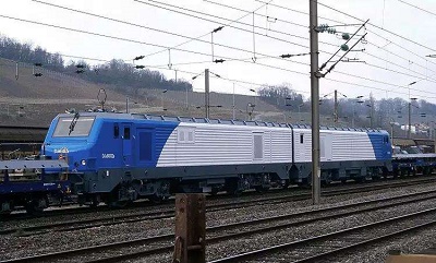考火車(chē)司機(jī)有什么要求？哪里能學(xué)火車(chē)司機(jī)