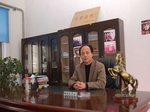 石家莊東華鐵路學(xué)校校長是誰？