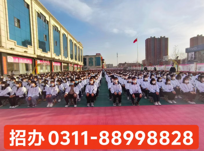 哪些學生適合報名石家莊天使護士學校2025年春季新生班？